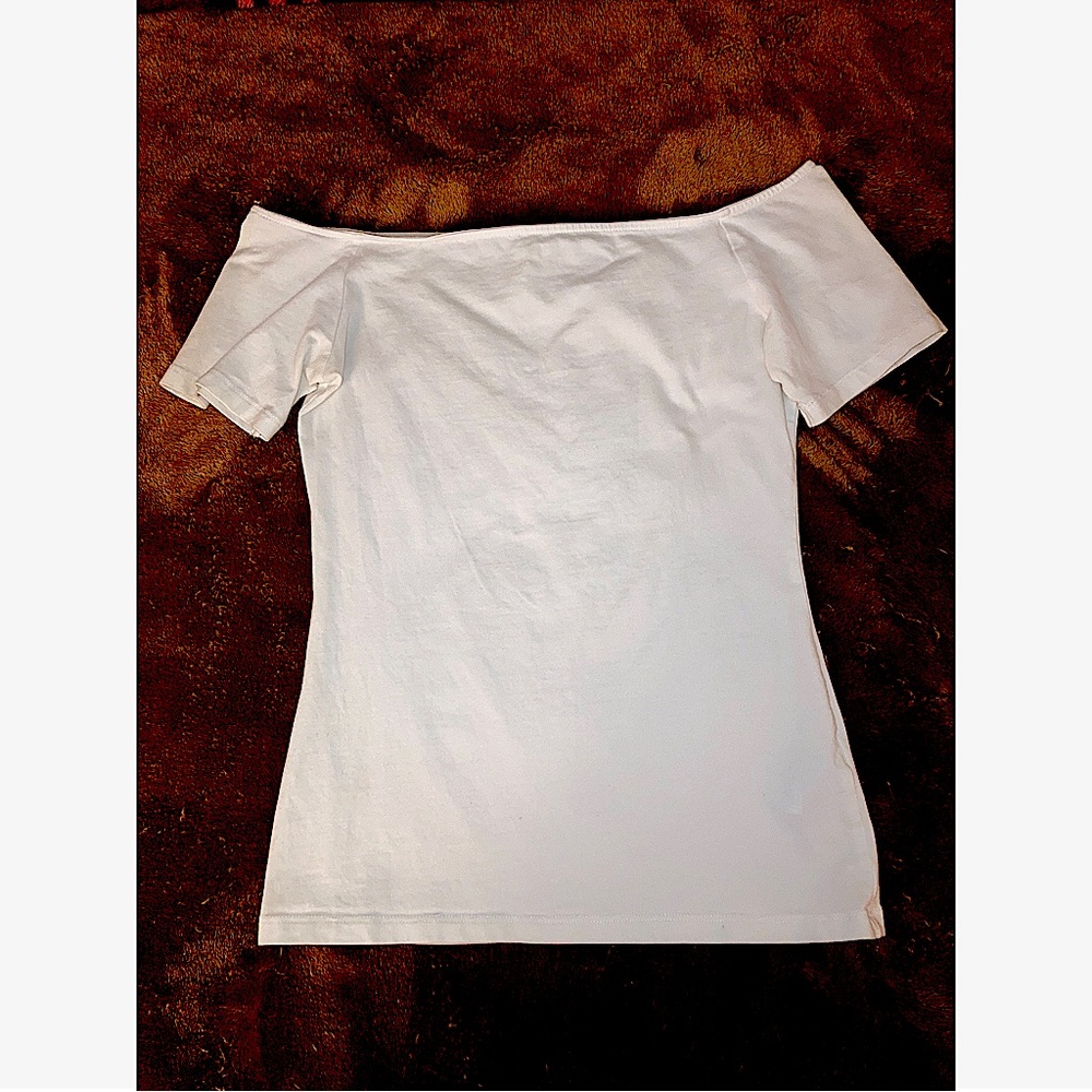 H&M Off the Shoulder Short Sleeved Blouse